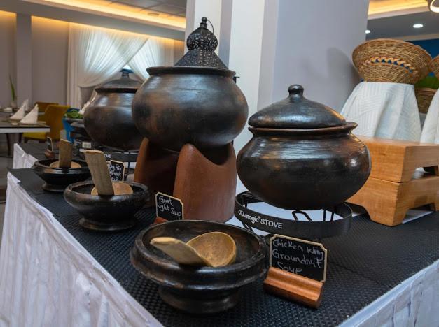 Oak Plaza Hotels East Airport Accra Ngoại thất bức ảnh