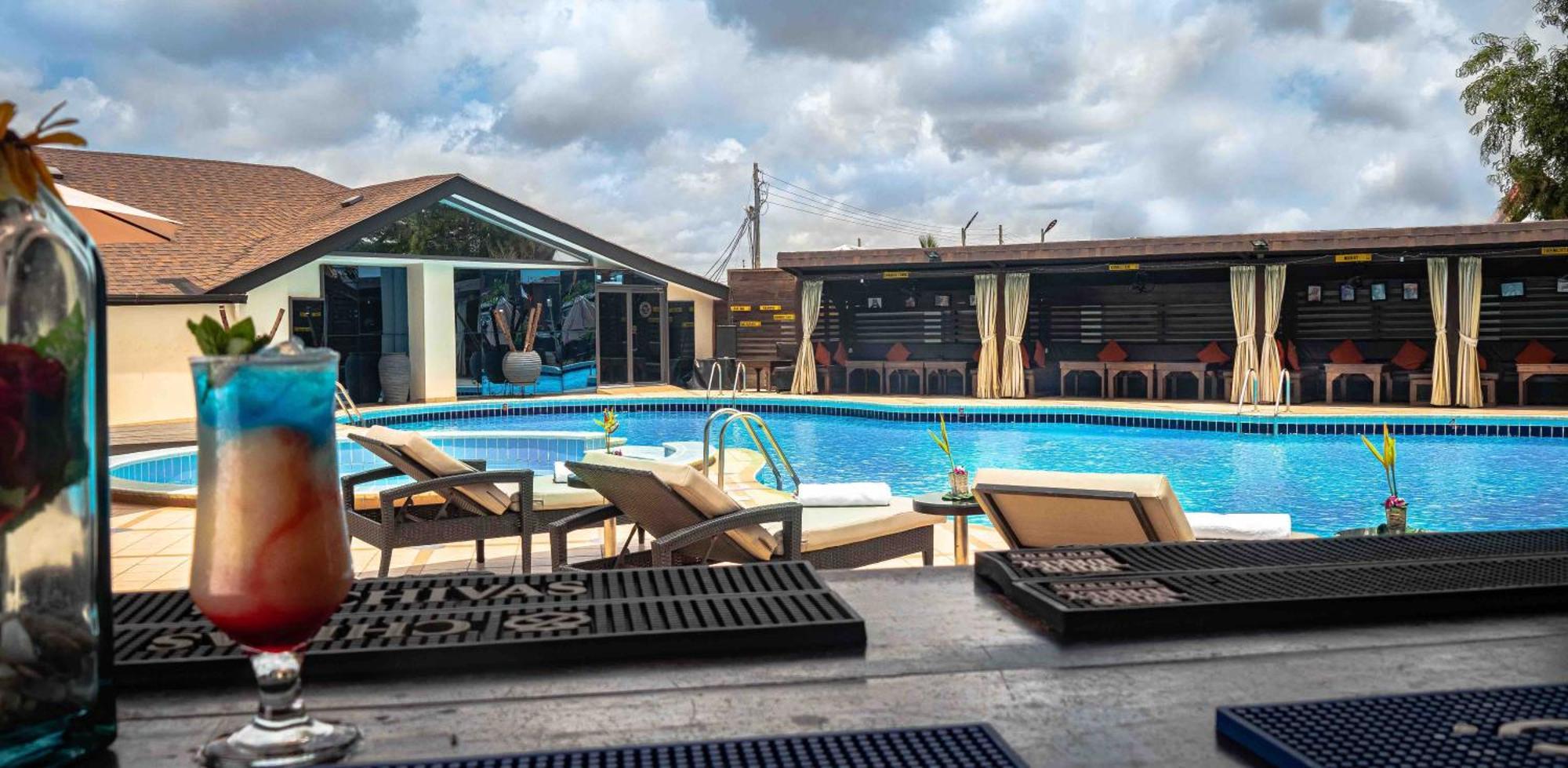 Oak Plaza Hotels East Airport Accra Ngoại thất bức ảnh