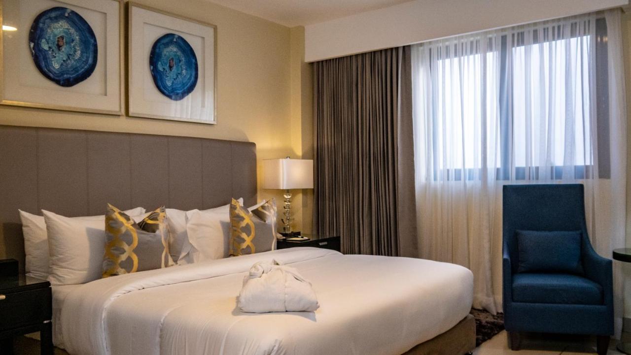 Oak Plaza Hotels East Airport Accra Ngoại thất bức ảnh