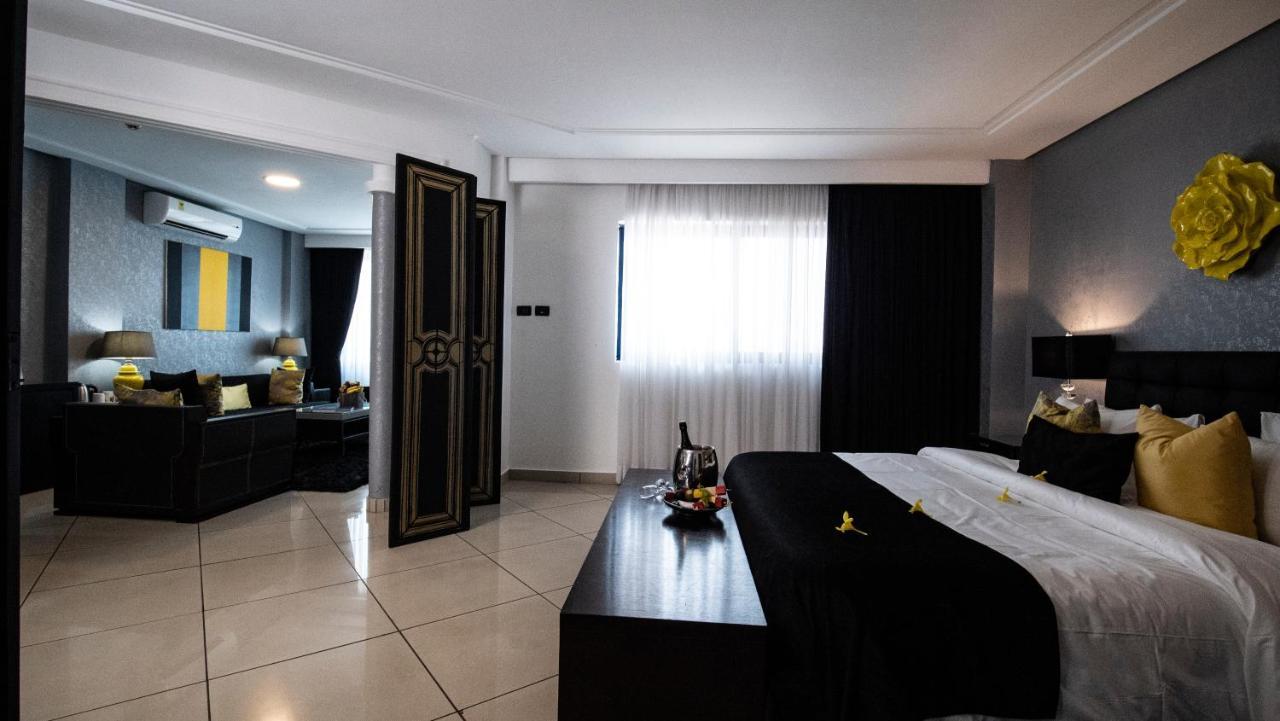 Oak Plaza Hotels East Airport Accra Ngoại thất bức ảnh